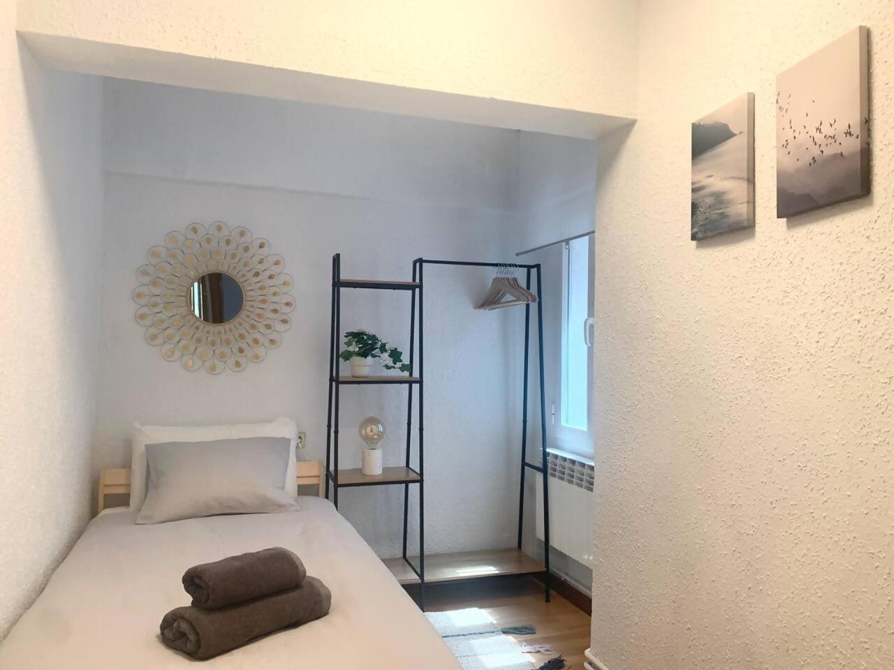 Apartamento Centrico Y Comodo Vitoria-Gasteiz Kültér fotó