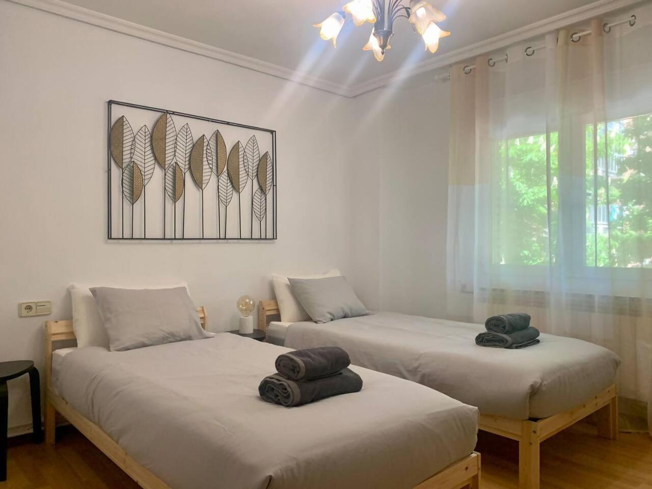 Apartamento Centrico Y Comodo Vitoria-Gasteiz Kültér fotó